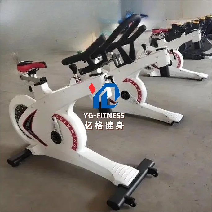 Vélo de spinning multifonction réglable pour la maison et les clubs – Idéal pour le fitness