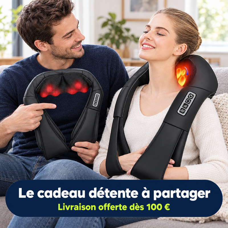 Couple sur un canapé découvrant l'appareil de massage ShiatsuFlex